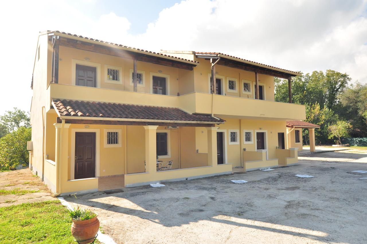 Laskaris Studios Dassia  Exterior foto