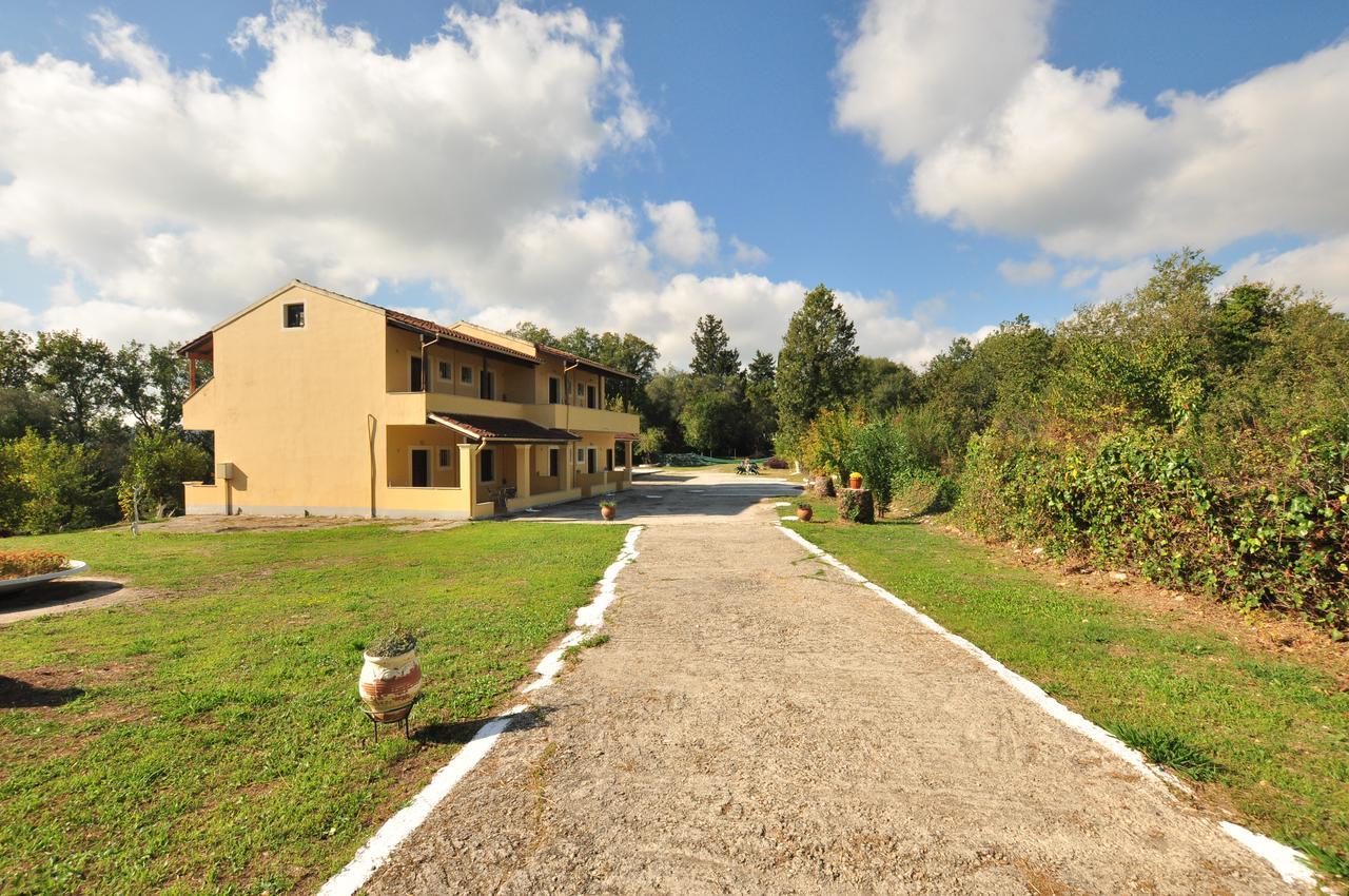 Laskaris Studios Dassia  Exterior foto